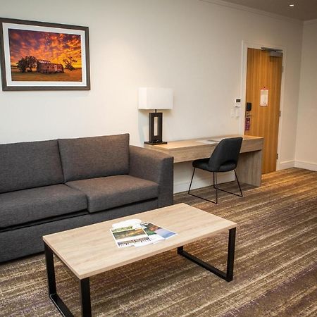 Porter'S Plainland Hotel Zewnętrze zdjęcie