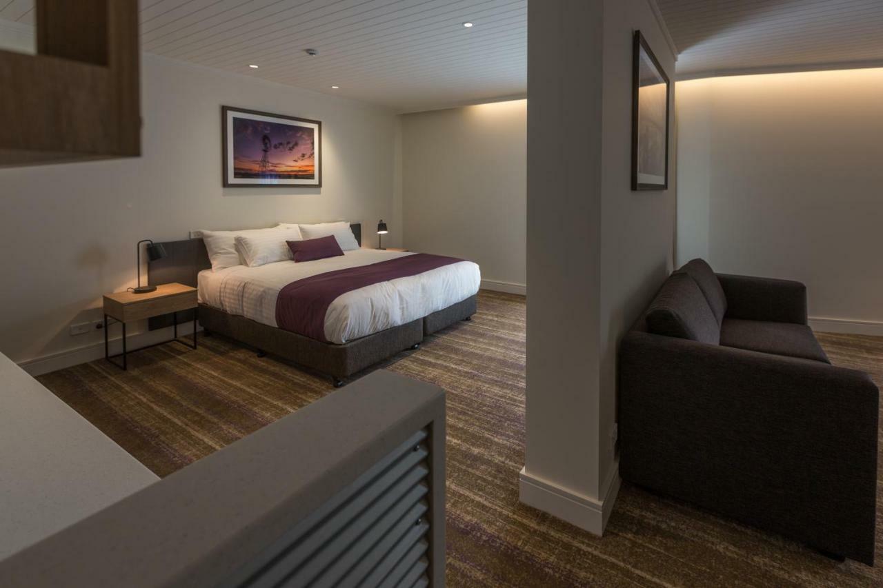 Porter'S Plainland Hotel Zewnętrze zdjęcie